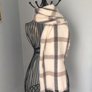 Warm Scarf/Shaw